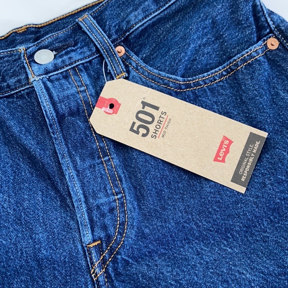 NWT Levi's 501 High waisted Rise Mid Thigh Denim Jean Shorts Blue Raw Hem Jean Shorts
